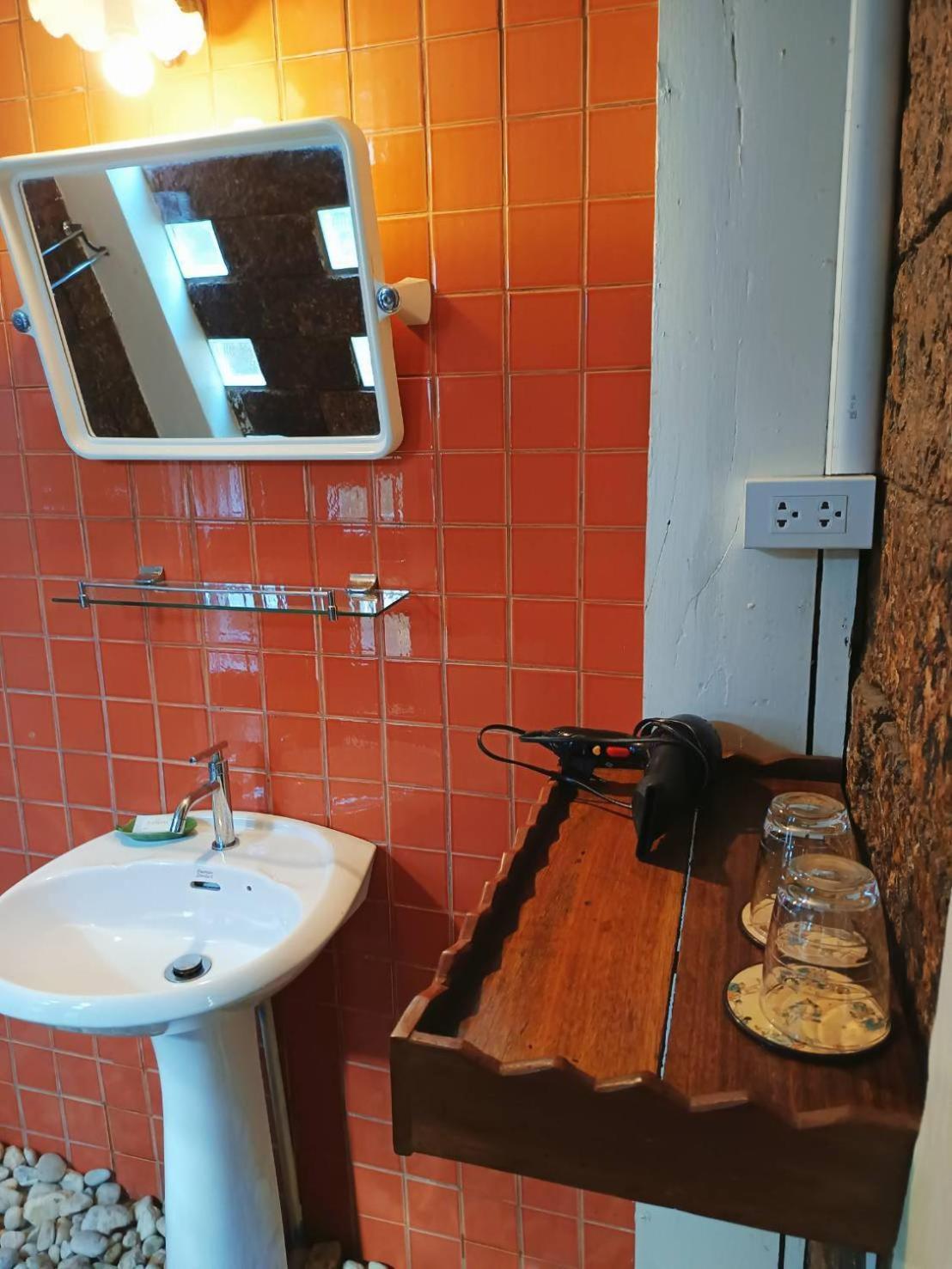 Tonnam Homestay Чиангмай Экстерьер фото